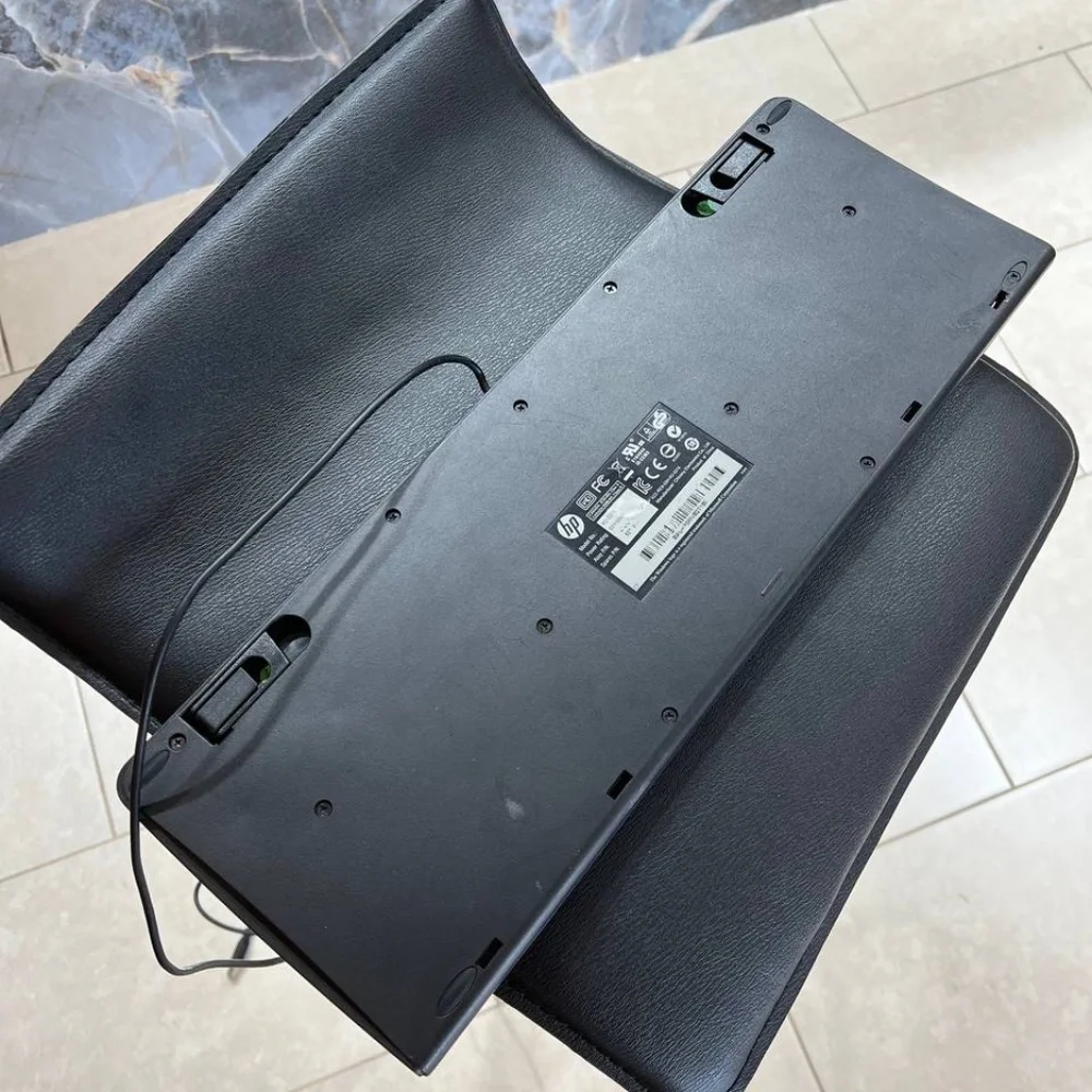 HP Hewlett Packard KU-0316 Black/Silver